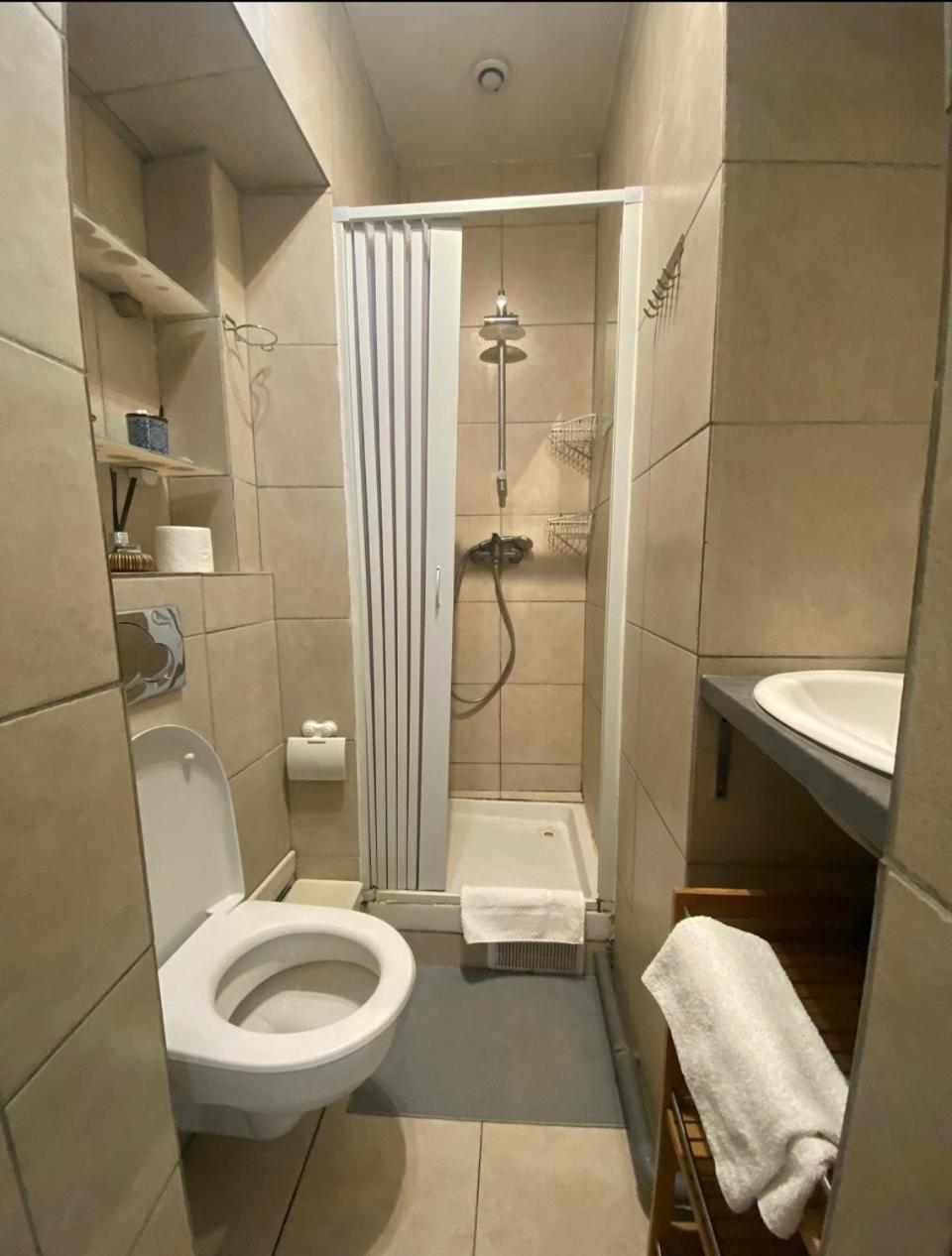 Studio Confortable -Musee Grevin - Musee Du Louvre - Grand Boulevard - 2 Pers Apartment Paris Exterior photo